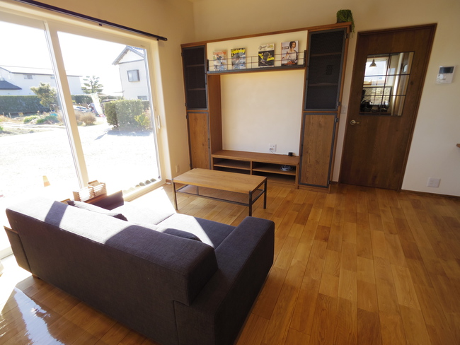 造付け家具（TVボード・テーブル）を配した磐田市H様邸 写真