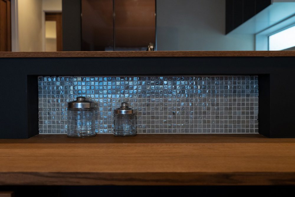 2019-10/kirei19023-104