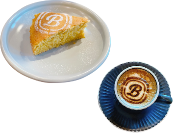 コーヒーとデザートの写真