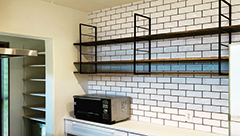 板張り天井<リビング天井>