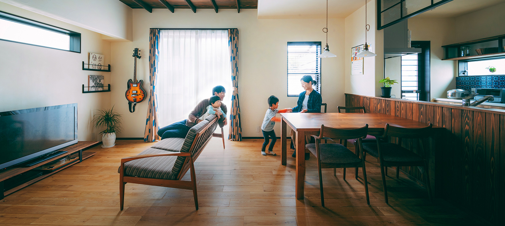 浜松・磐田で暮らすご家族に寄り添ってちょっとかっこいい家づくり